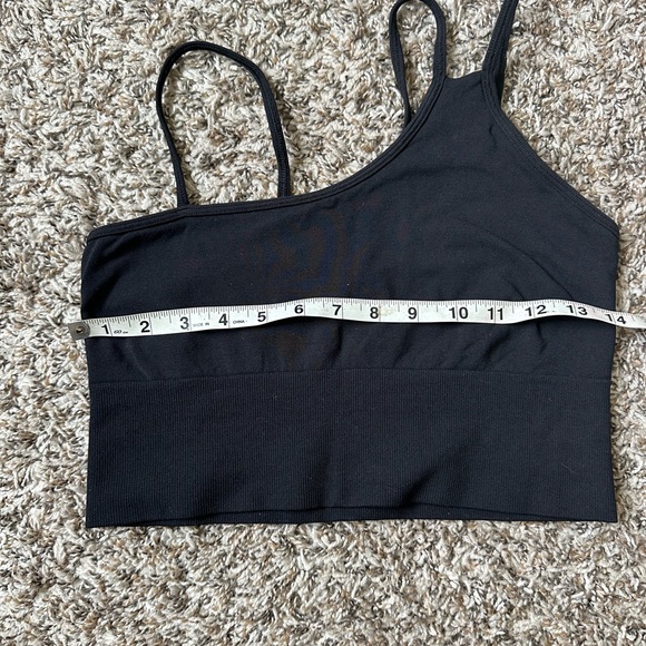 Alo yoga black crop top - Picture 6 of 6